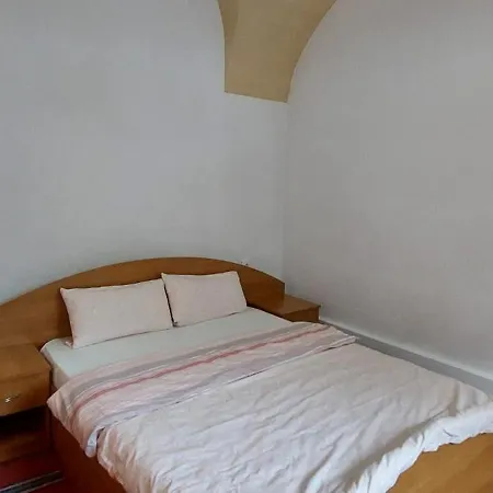 Apartment Zenaida *